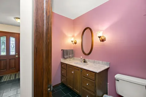 1409 East Rosehill Drive Arlington Heights IL 60004