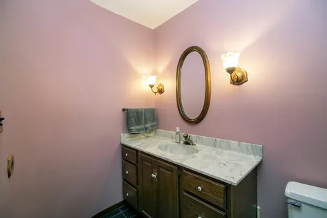 1409 East Rosehill Drive Arlington Heights IL 60004