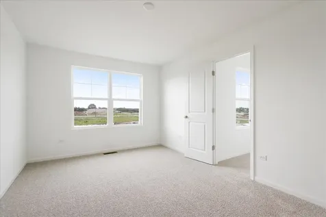 721 Fairfield Drive Oswego IL 60543