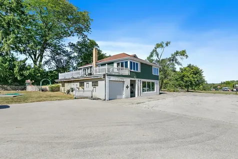 31828 North Us Highway 12 Volo IL 60073