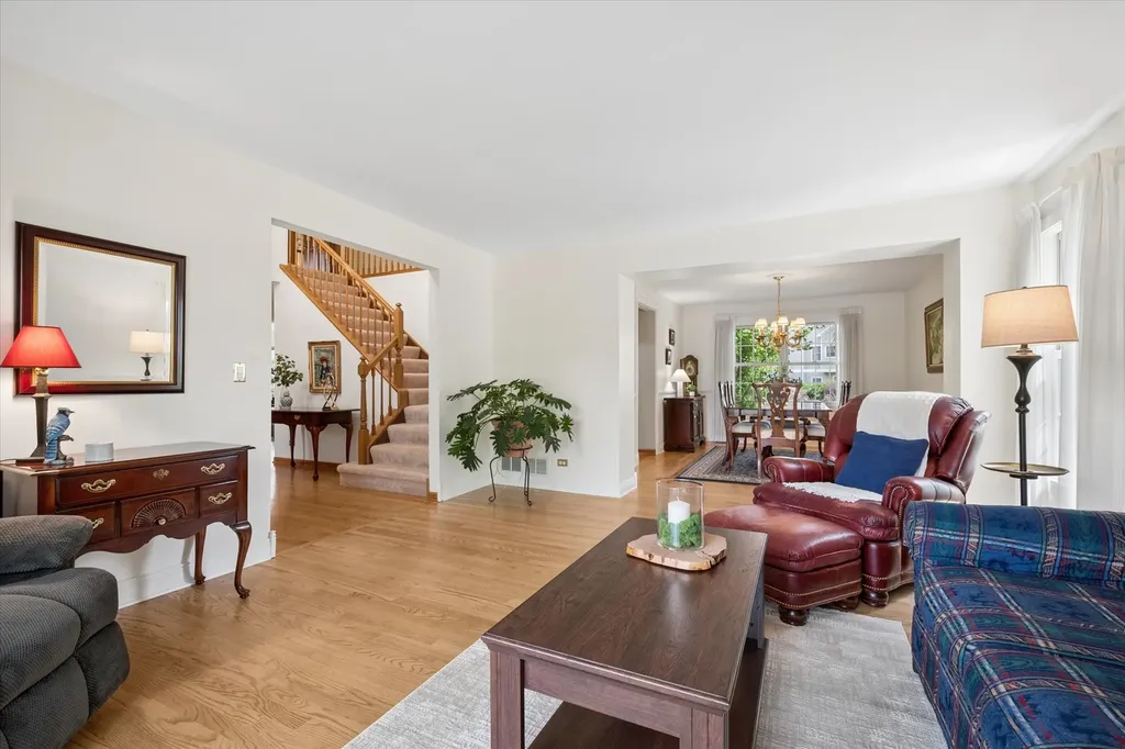755 Warwick Court Lake Zurich IL 60047