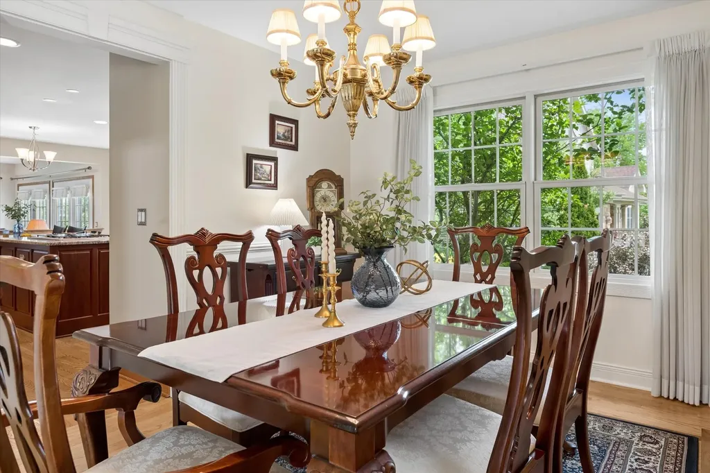755 Warwick Court Lake Zurich IL 60047