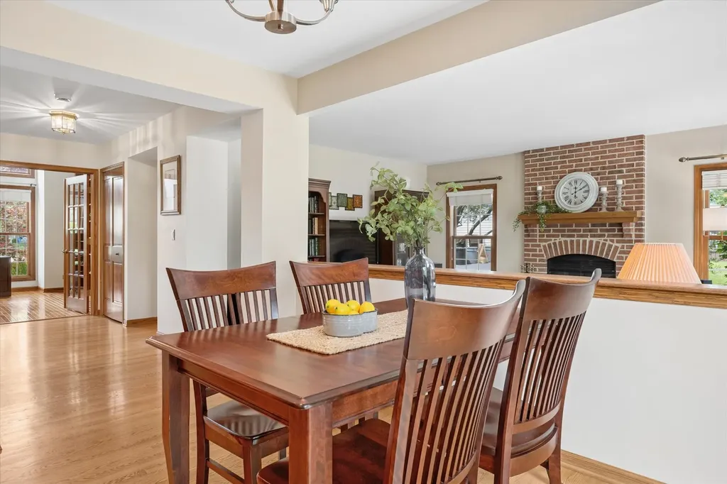 755 Warwick Court Lake Zurich IL 60047