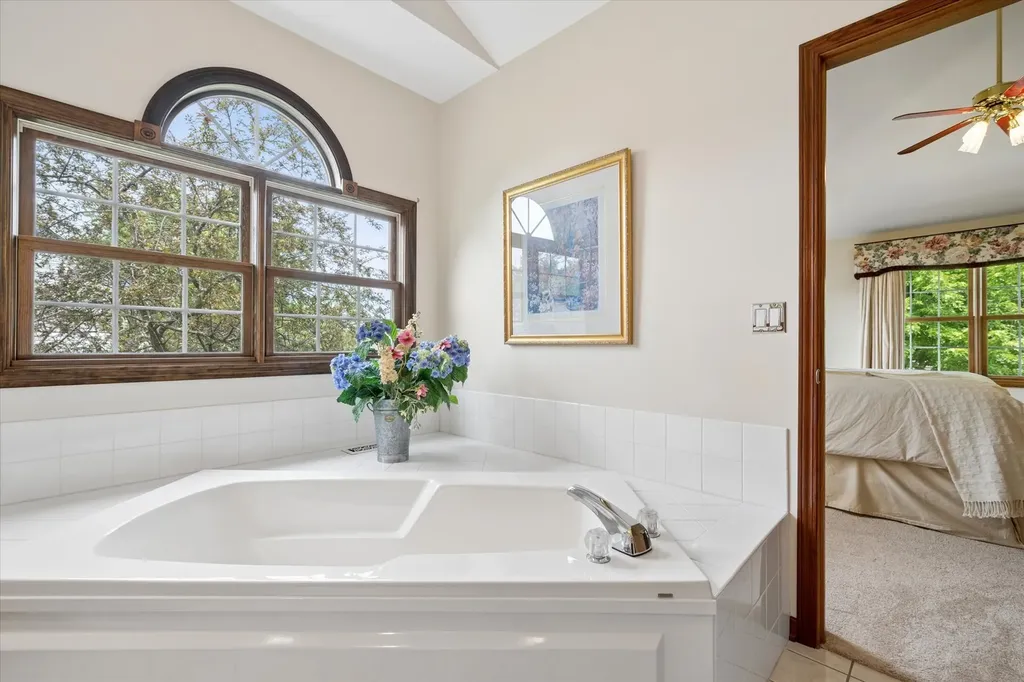 755 Warwick Court Lake Zurich IL 60047