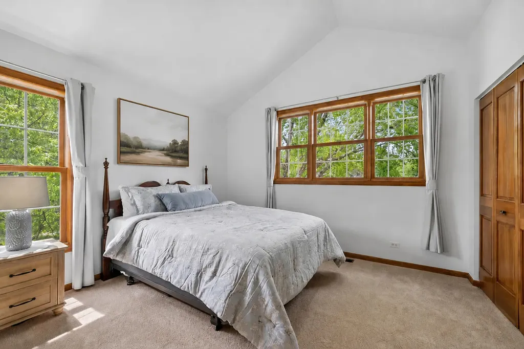 755 Warwick Court Lake Zurich IL 60047