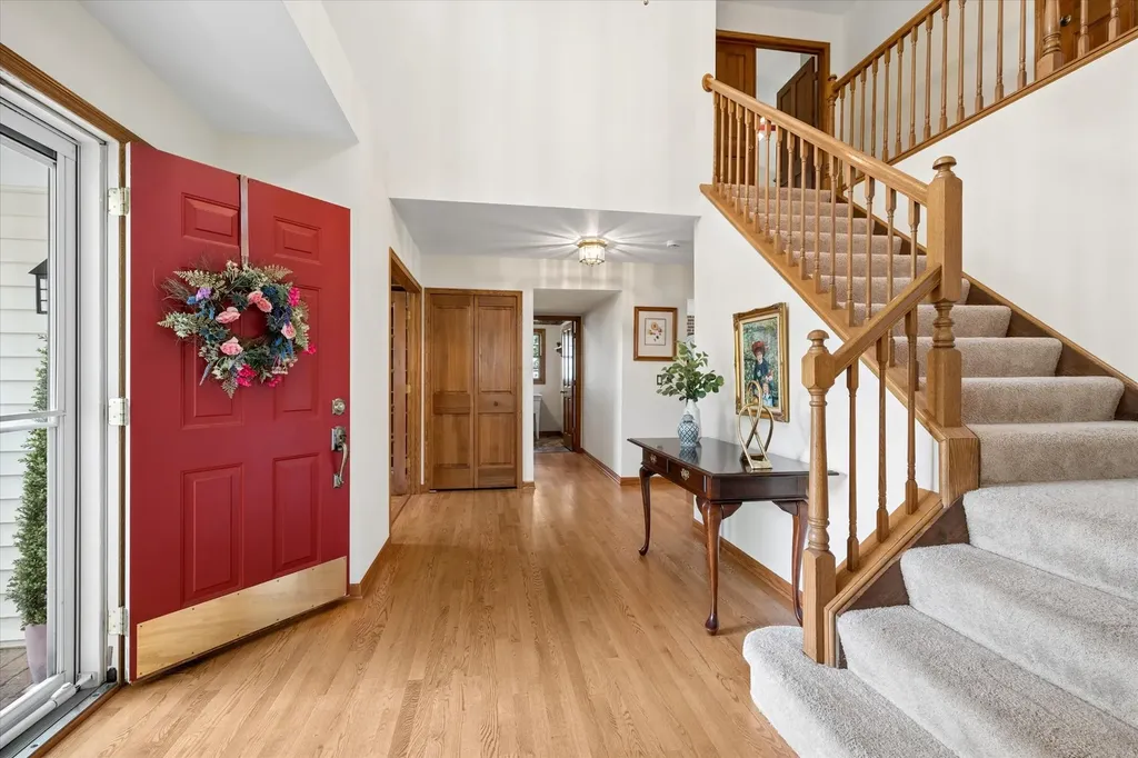 755 Warwick Court Lake Zurich IL 60047