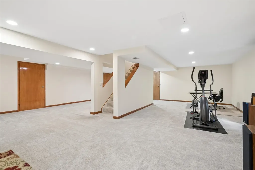 755 Warwick Court Lake Zurich IL 60047