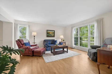 755 Warwick Court Lake Zurich IL 60047