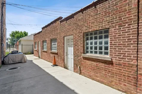 8012 South Honore Street Chicago IL 60620