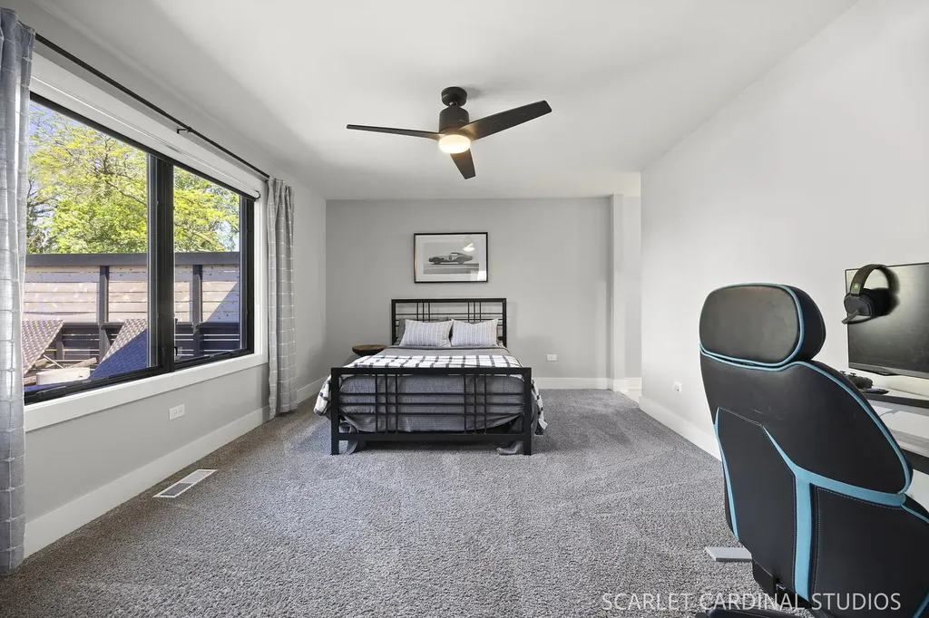 1209 North Eagle Street Naperville IL 60563
