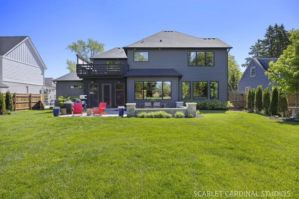 1209 North Eagle Street Naperville IL 60563
