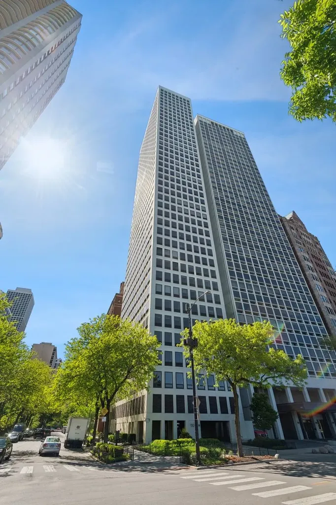 1100 North Lake Shore Drive Chicago IL 60611