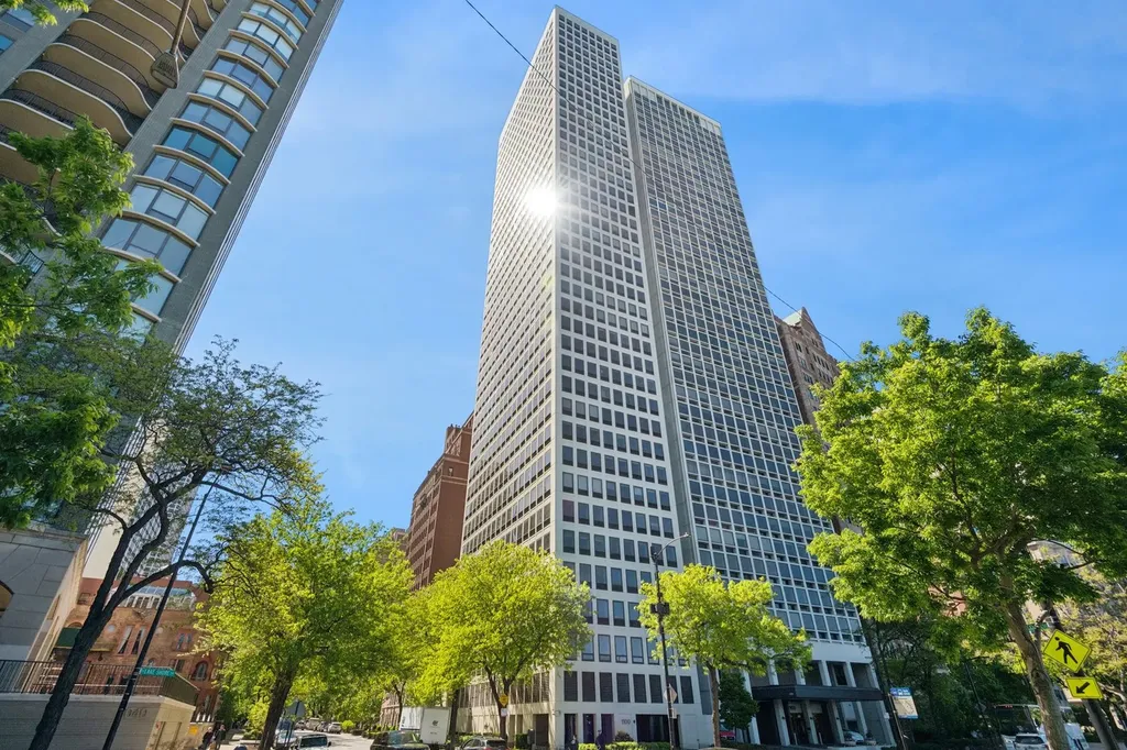 1100 North Lake Shore Drive Chicago IL 60611