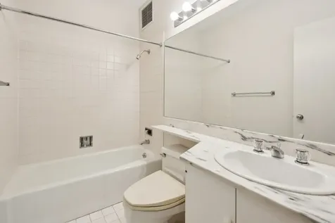 1100 North Lake Shore Drive Chicago IL 60611