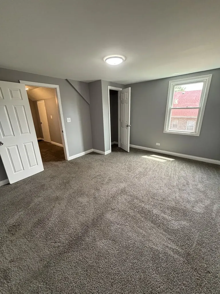 10944 South Wallace Street Chicago IL 60628