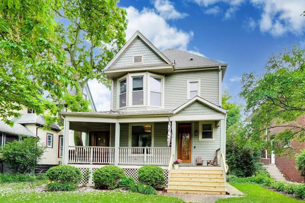 541 North Lombard Avenue Oak Park IL 60302