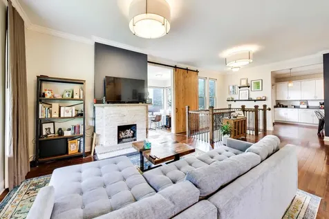 541 North Lombard Avenue Oak Park IL 60302