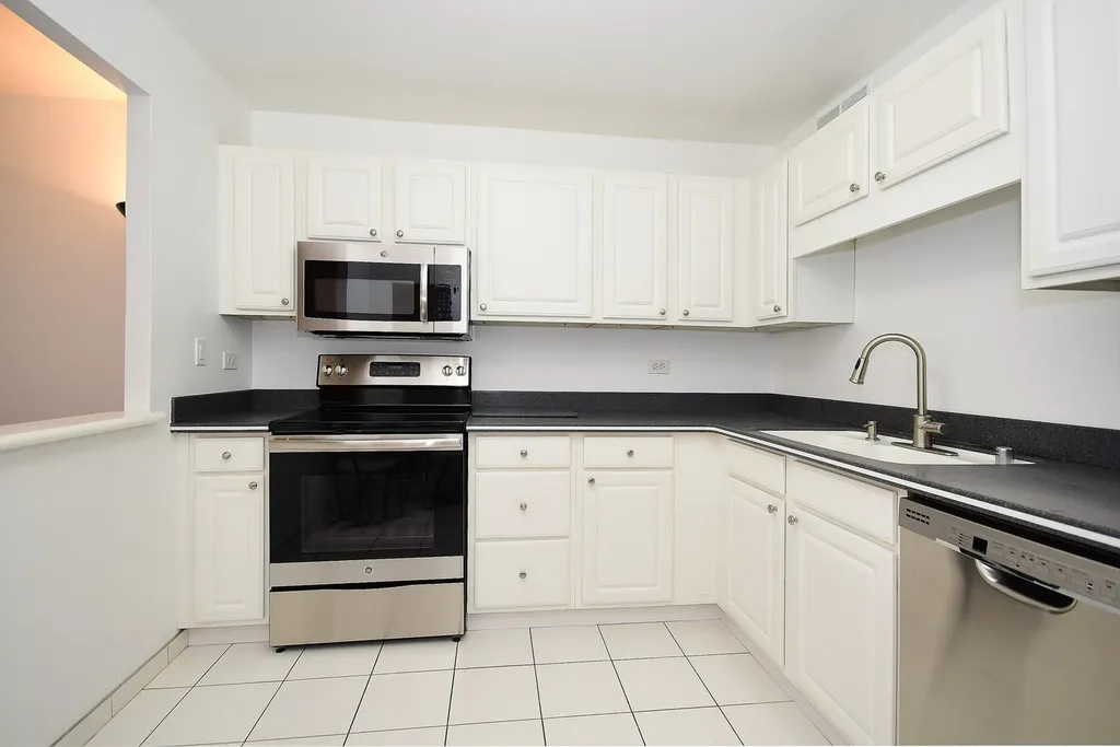 211 East Ohio Street Chicago IL 60611