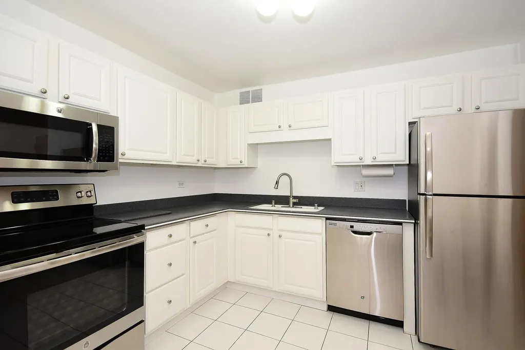 211 East Ohio Street Chicago IL 60611