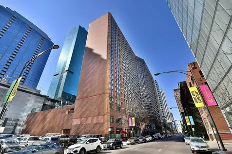 211 East Ohio Street Chicago IL 60611