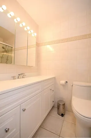 211 East Ohio Street Chicago IL 60611