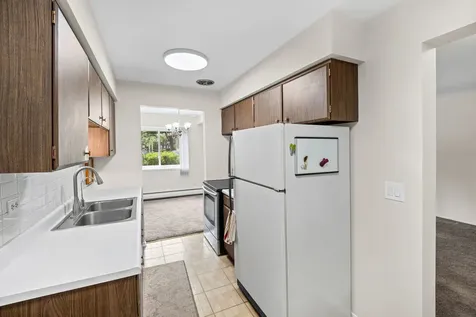 2315 East Olive Street Arlington Heights IL 60004