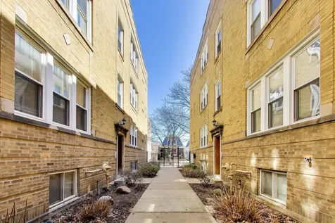 4722 North Kenneth Avenue Chicago IL 60630