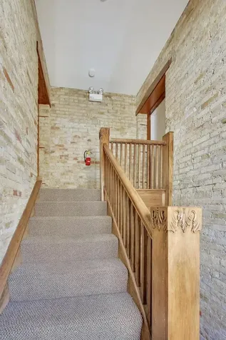 4722 North Kenneth Avenue Chicago IL 60630