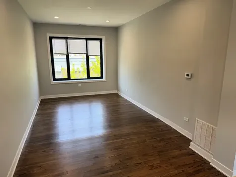 5209 North Milwaukee Avenue Chicago IL 60630