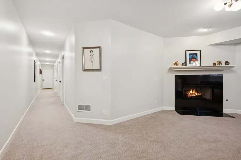 5617 West Lawrence Avenue Chicago IL 60630