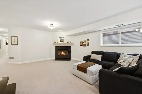 5617 West Lawrence Avenue Chicago IL 60630