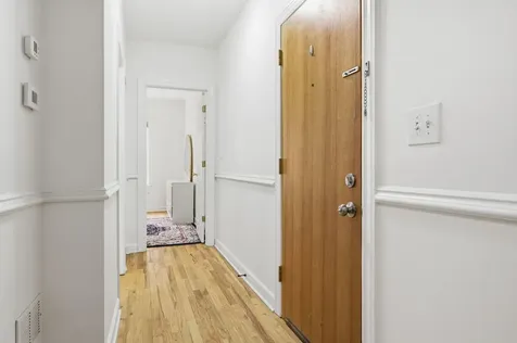 2556 West Rosemont Avenue Chicago IL 60659
