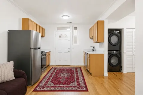 2556 West Rosemont Avenue Chicago IL 60659