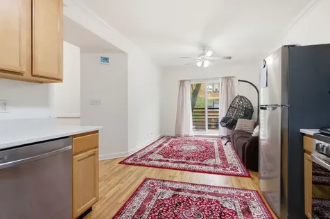 2556 West Rosemont Avenue Chicago IL 60659