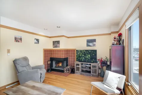 425 South Oak Park Avenue Oak Park IL 60302