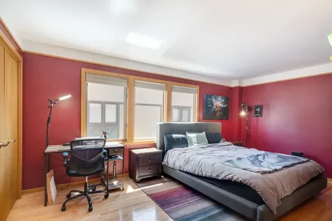 425 South Oak Park Avenue Oak Park IL 60302