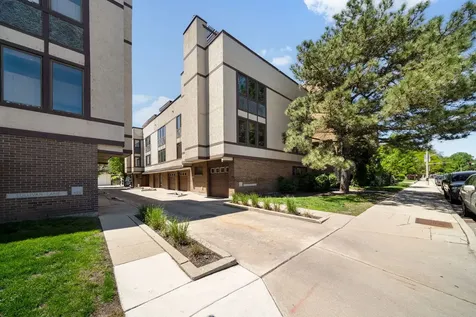 425 South Oak Park Avenue Oak Park IL 60302