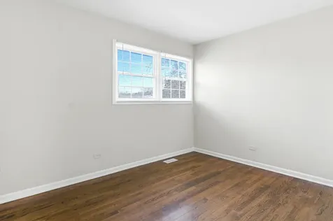 16419 Woodlawn West Avenue South Holland IL 60473