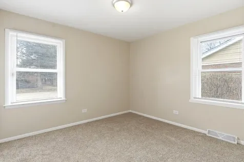 796 East 163rd Street South Holland IL 60473