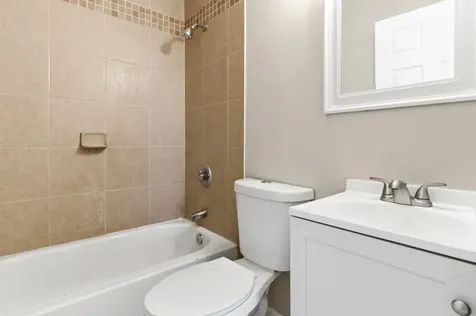 796 East 163rd Street South Holland IL 60473
