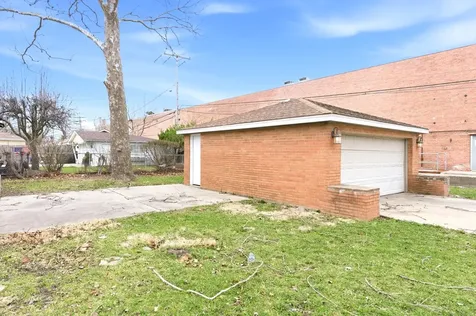 796 East 163rd Street South Holland IL 60473