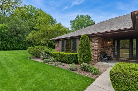 707 Chelsey Court Gurnee IL 60031