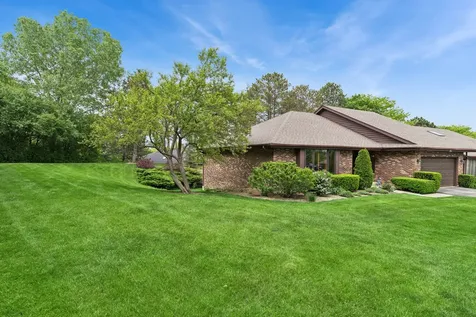 707 Chelsey Court Gurnee IL 60031
