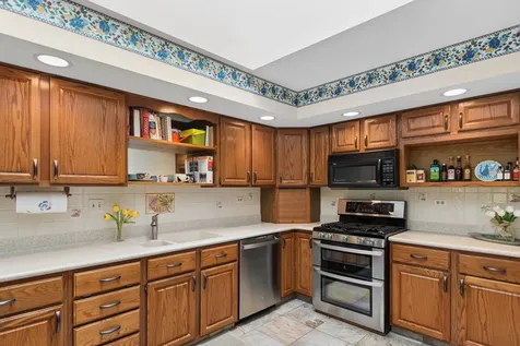 707 Chelsey Court Gurnee IL 60031