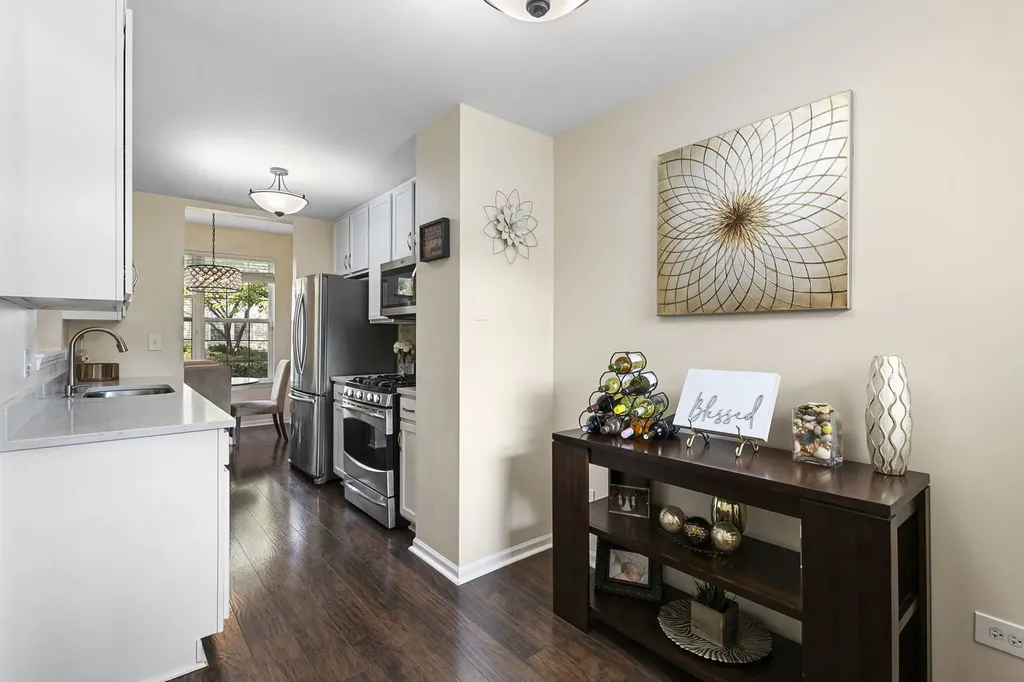 2950 Rutland Circle Naperville IL 60564