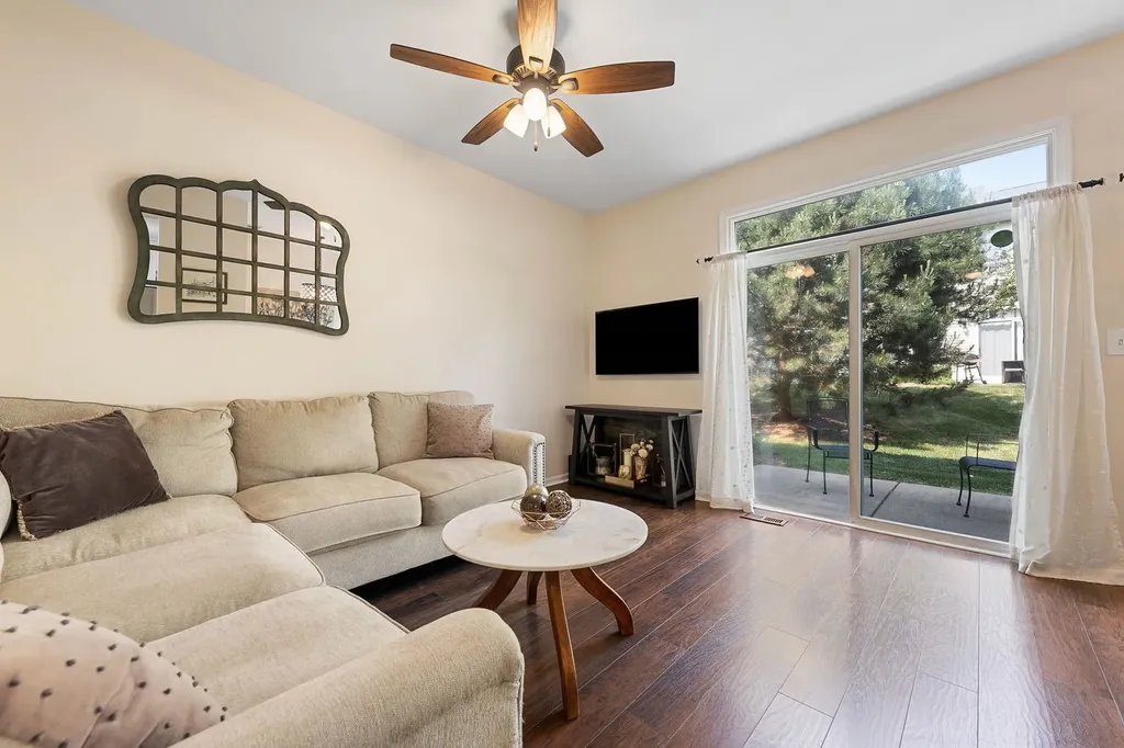 2950 Rutland Circle Naperville IL 60564