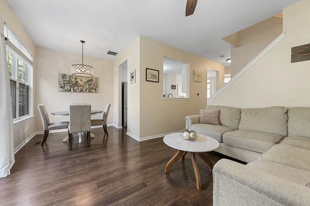 2950 Rutland Circle Naperville IL 60564
