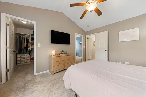 2950 Rutland Circle Naperville IL 60564