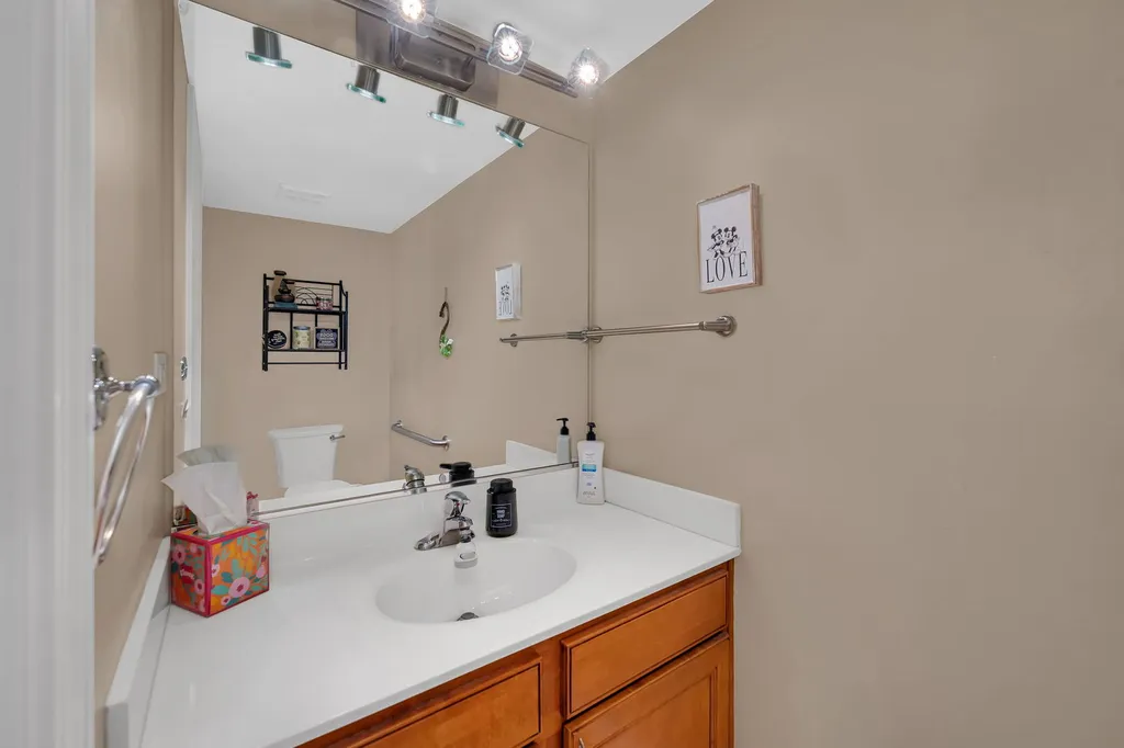 2501 Red Oak Court Plainfield IL 60586