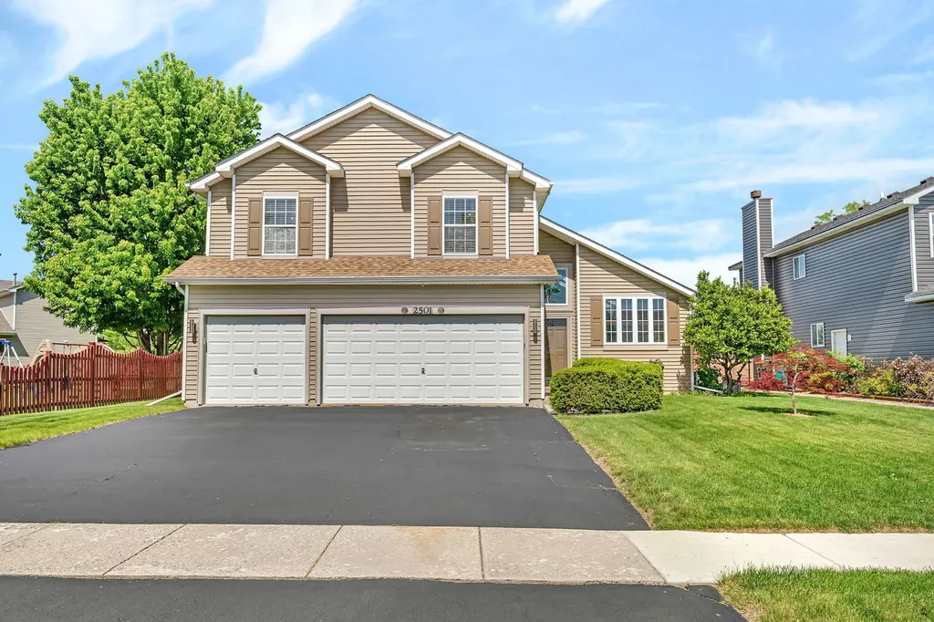 2501 Red Oak Court Plainfield IL 60586